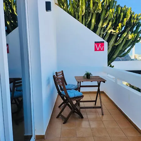 Hoplaco Apartament, Almost On The Апартаменты *